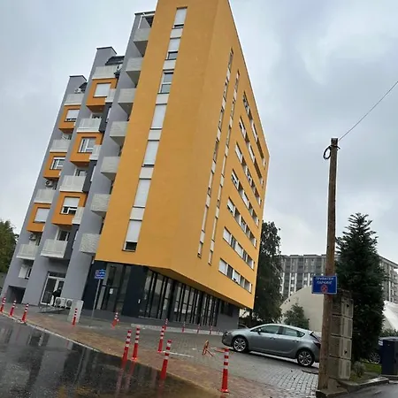 The Golden 7 - Near Center & Free Parking - * سكوبجي